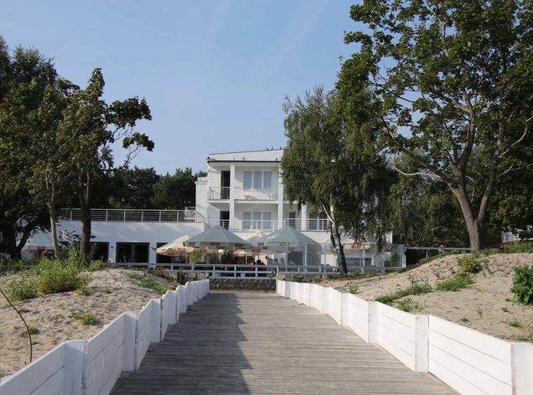 HOTEL BURSZTYN 