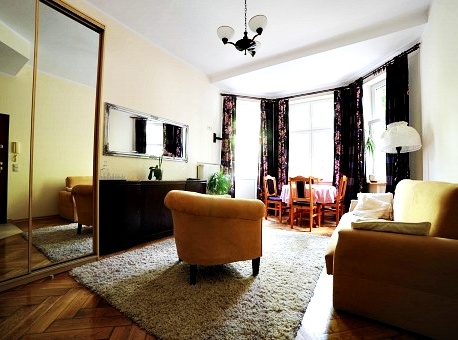Apartament Purpurowy 